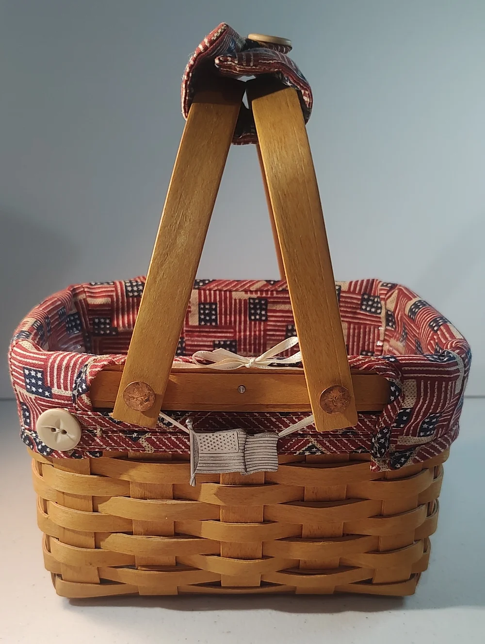 Longaberger Small Market Basket With Old Glory Liner, Flag Tie On, & Handle Tie